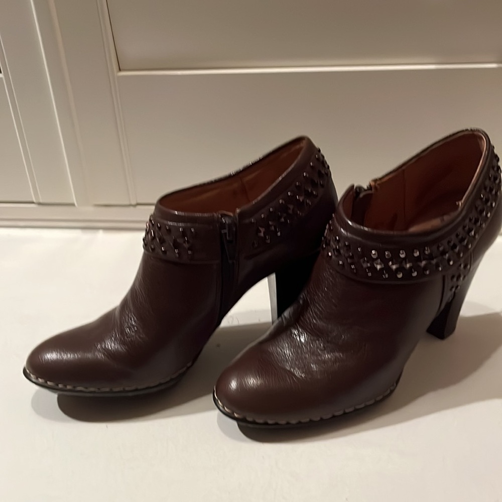 Sofft Brown Booties